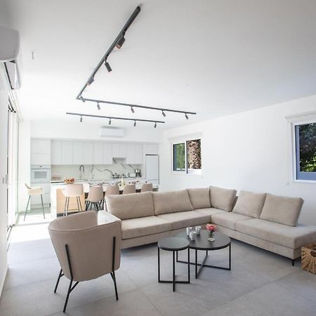 Kube Luxury Villas Ayia Napa Exterior foto