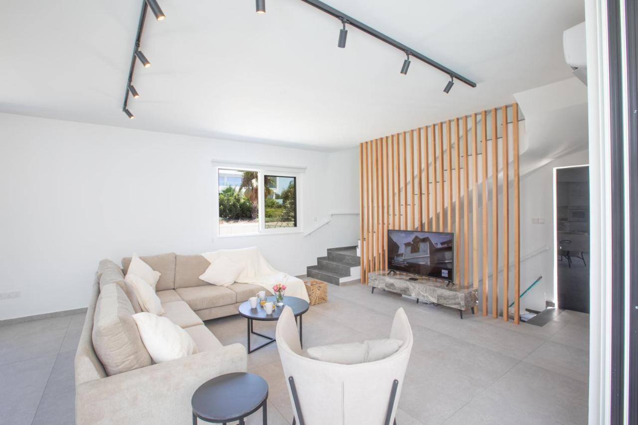 Kube Luxury Villas Ayia Napa Exterior foto