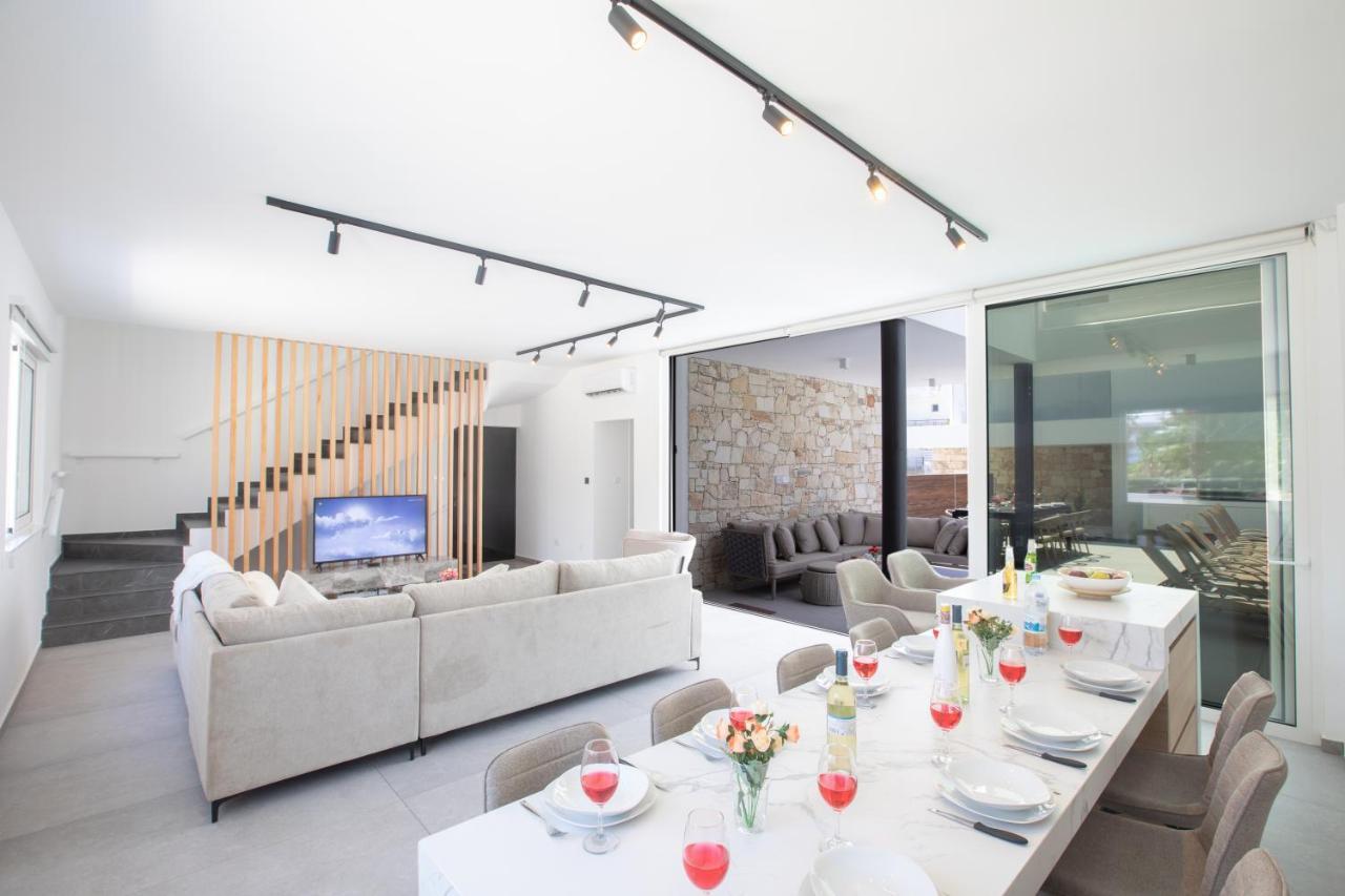 Kube Luxury Villas Ayia Napa Exterior foto