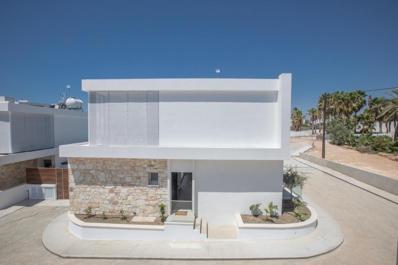 Kube Luxury Villas Ayia Napa Exterior foto